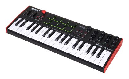 AKAI Professional MPK mini Plus · fotografía de producto de Thomann