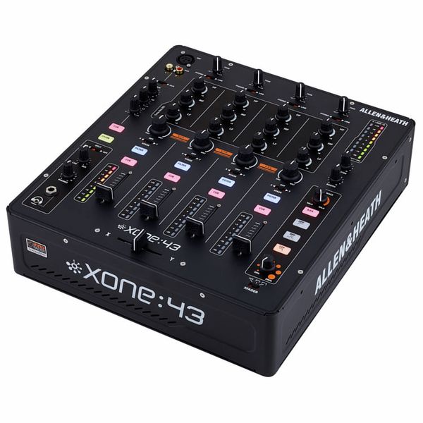 Allen & Heath Xone:43 · fotografía de producto de Thomann