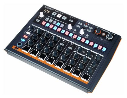 Arturia DrumBrute Impact · fotografía de producto de Thomann