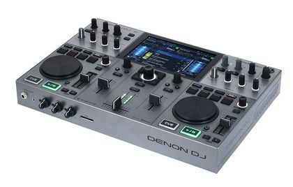Denon DJ PRIME GO+ · fotografía de producto de Thomann