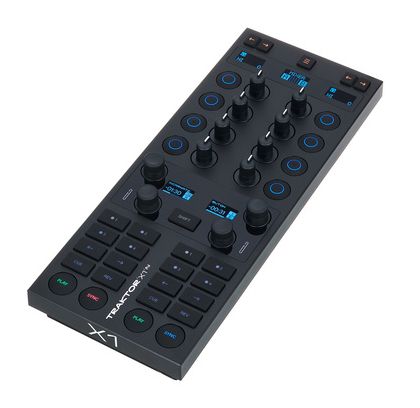 Native Instruments Traktor X1 MK3 · fotografía de producto de Thomann